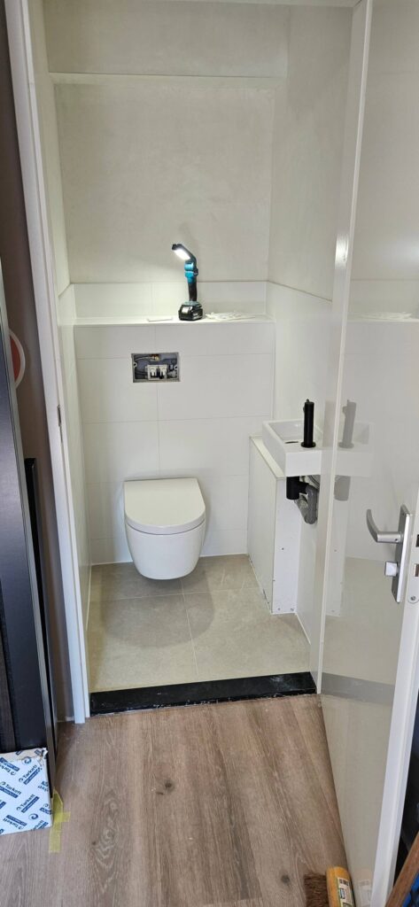 Nieuw toilet